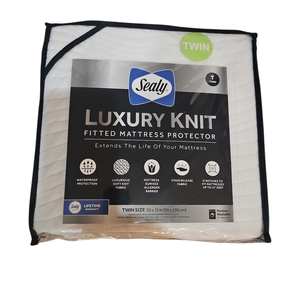 Sealy Luxury Knit Fitted Mattress Protector - White 39"X 75" Waterproof